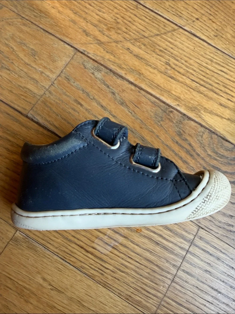 Naturino Navy Leather Velcro Sneakers-22 wide
